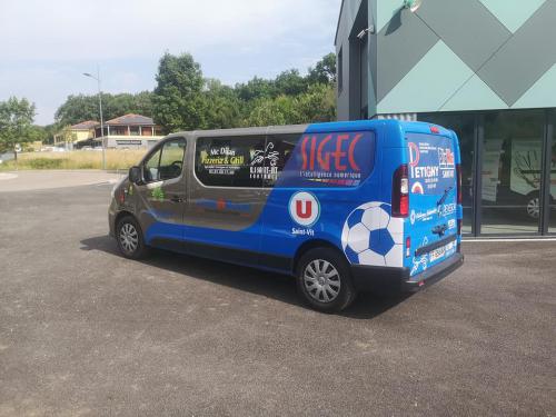 Renault bus de foot équipe ST-vit