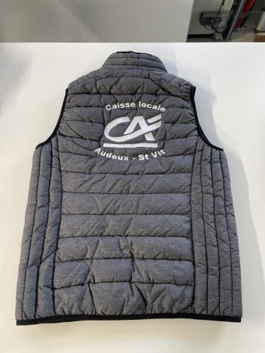 Doudoune sans manche personnalisée Crédit Agricole (arrière)