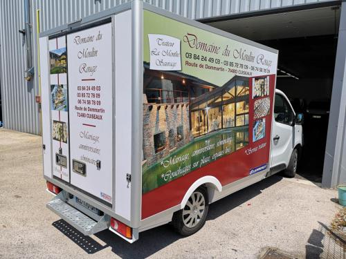 Camion Domaine du moulin rouge 